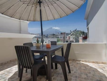 Hostal Lirium Pachacutec Bagian luar foto